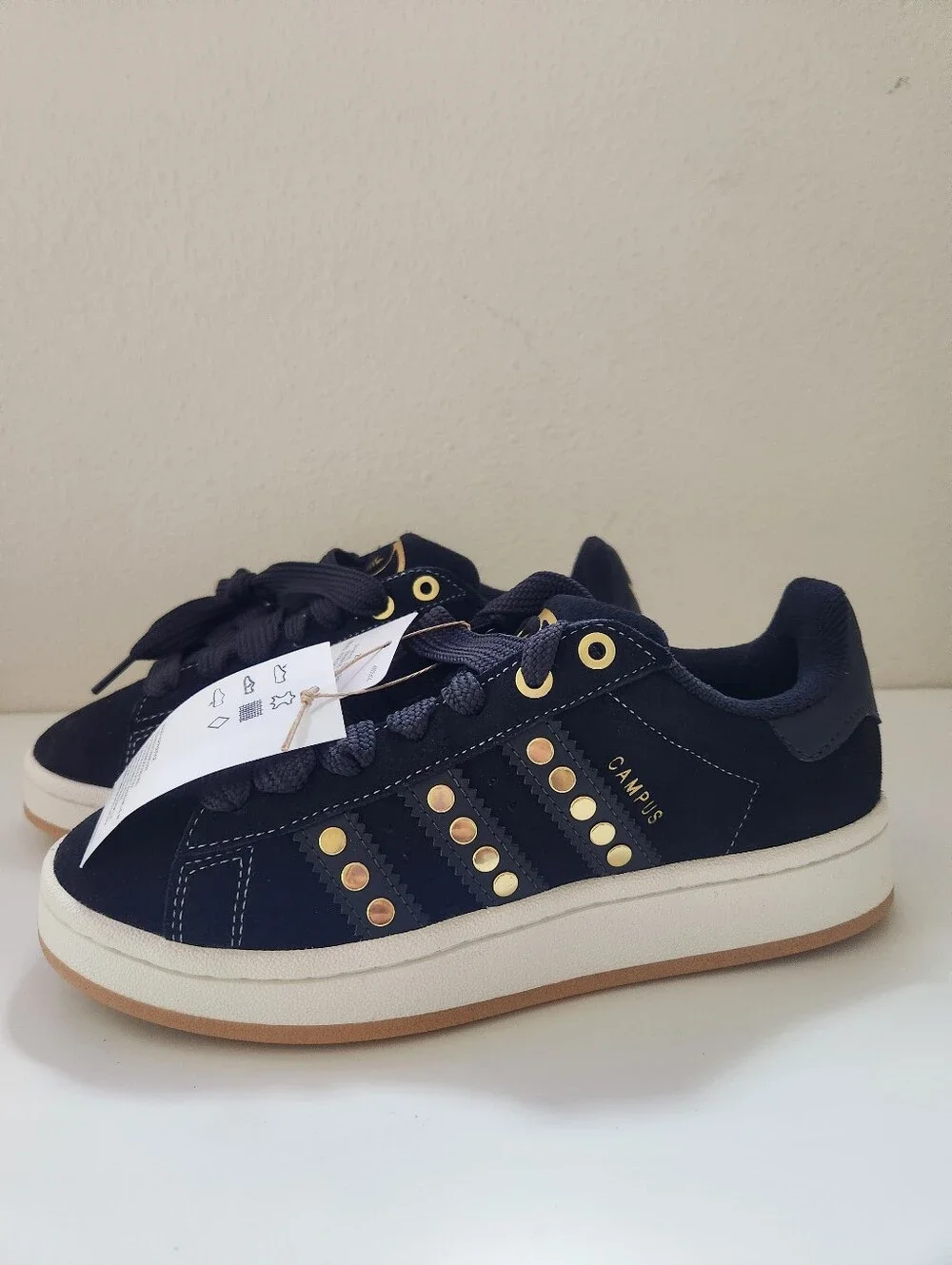 Adidas Campus 00s Studded Sneakers Black Gold Metallic NWT Women’s 5 JQ8334